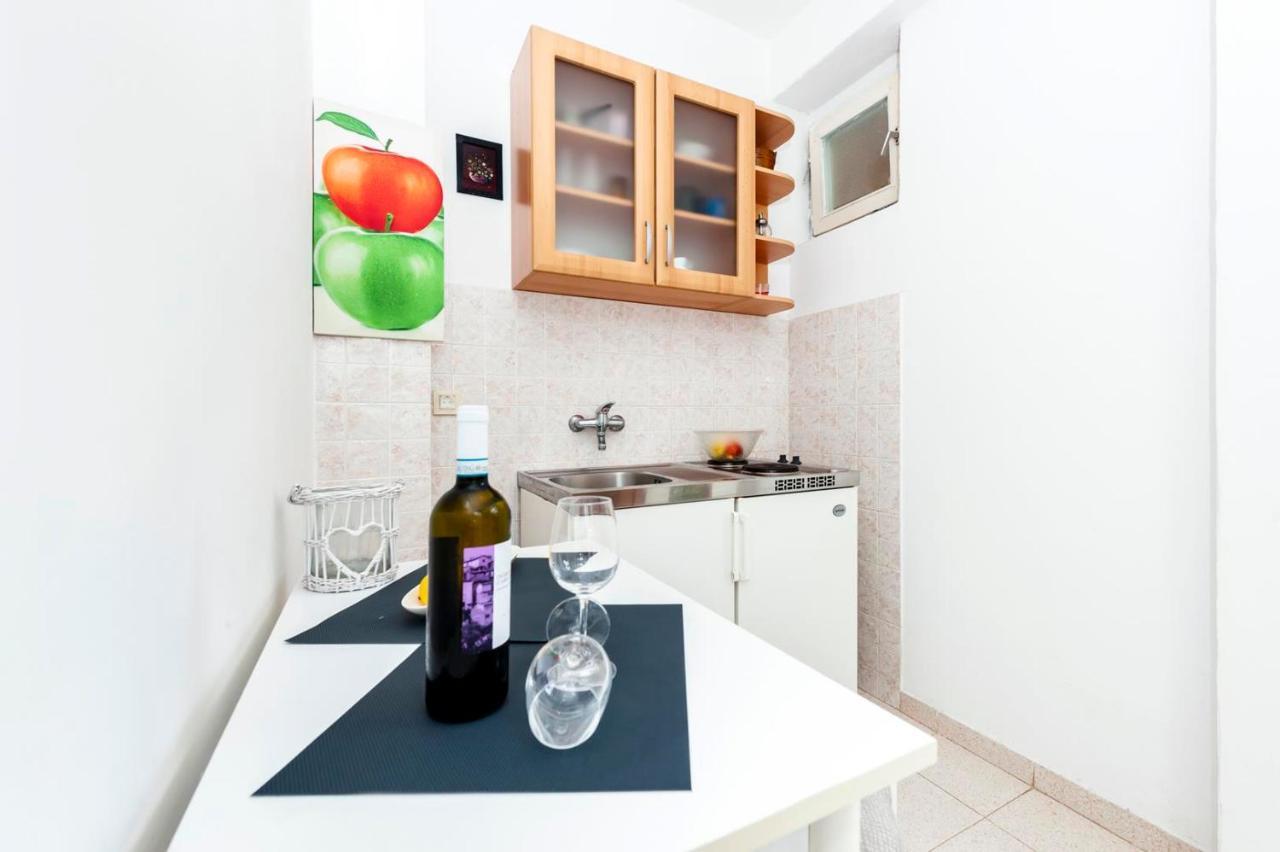 Studio Vania Rovinj Extérieur photo
