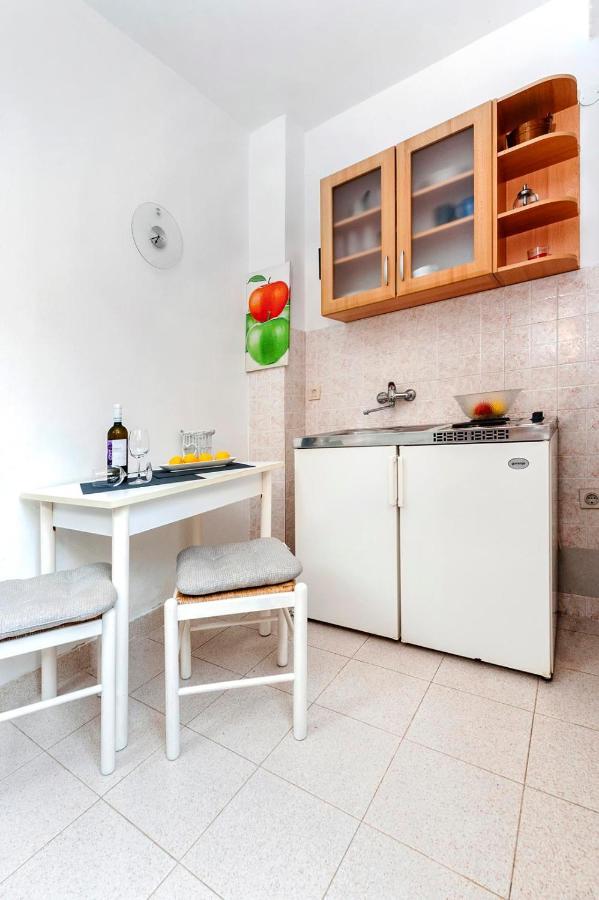 Studio Vania Rovinj Extérieur photo